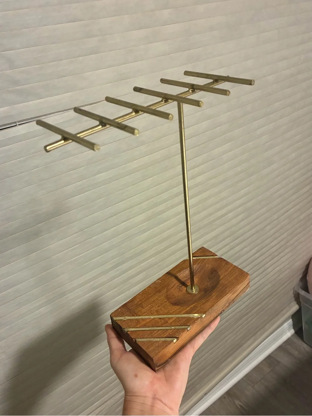 Gold and Wood Jewelry T-Bar Display Stand Men’s jewelry stand